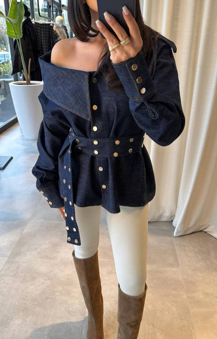 KD7019_tops_black_oversized collar (3).jpg